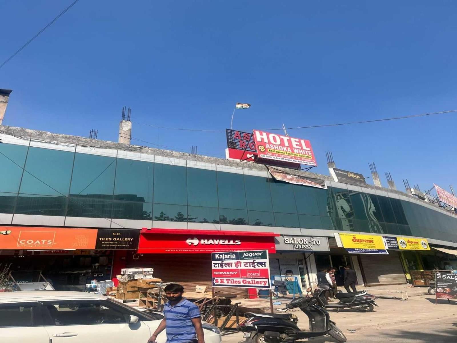 Hotel O Heritage Inn Noida Exterior foto