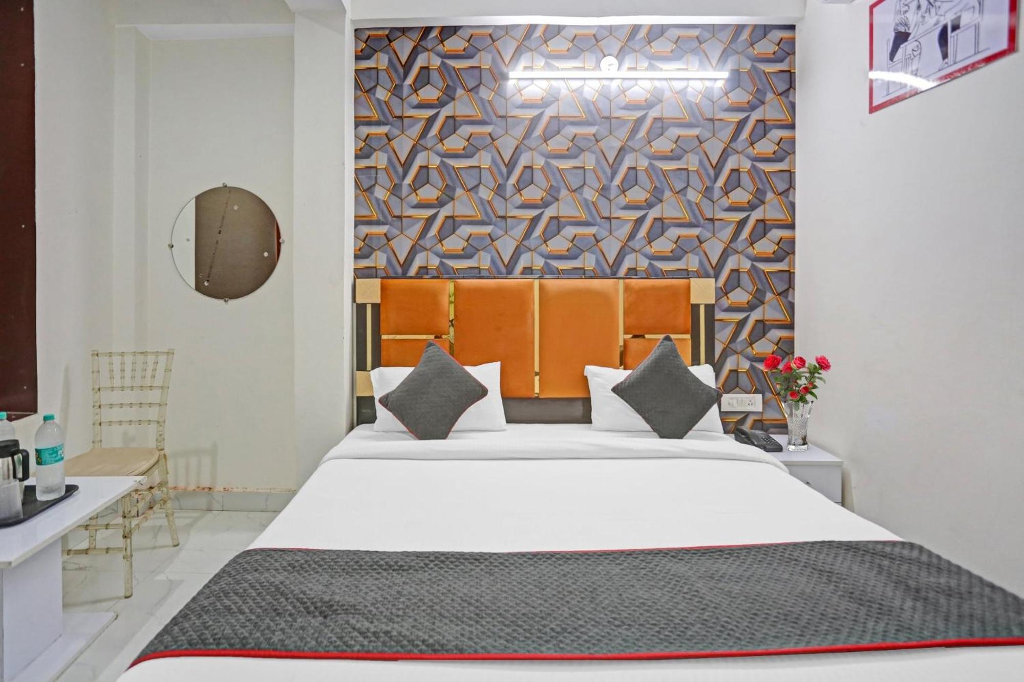 Hotel O Heritage Inn Noida Exterior foto