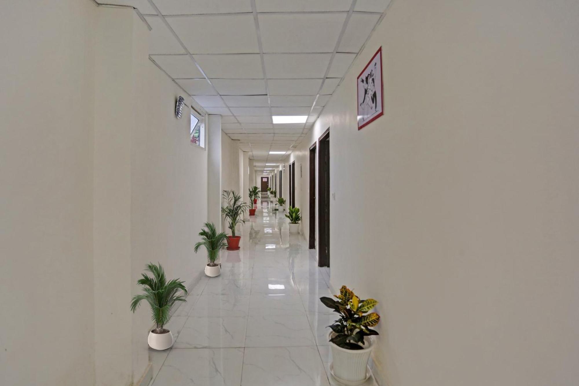 Hotel O Heritage Inn Noida Exterior foto